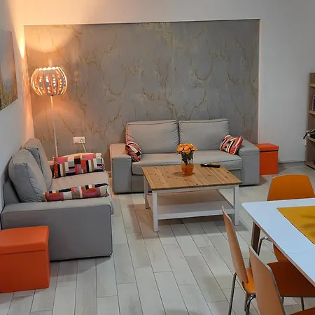 Aura Apartment